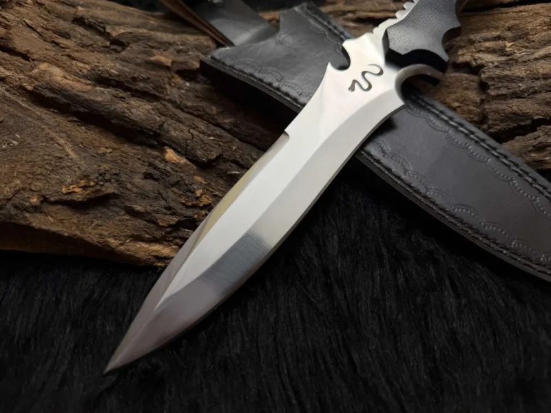 Resident Evil Jack Krauser Replica Knife – Hand-Forged Collectible Blade